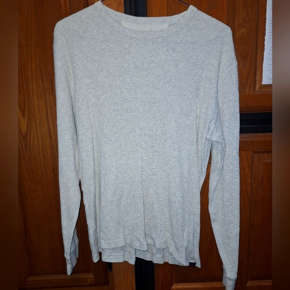 Faherty Light Gray Long Sleeve Thermal Shirt In A Mens Size Large. - Picture 1 of 8